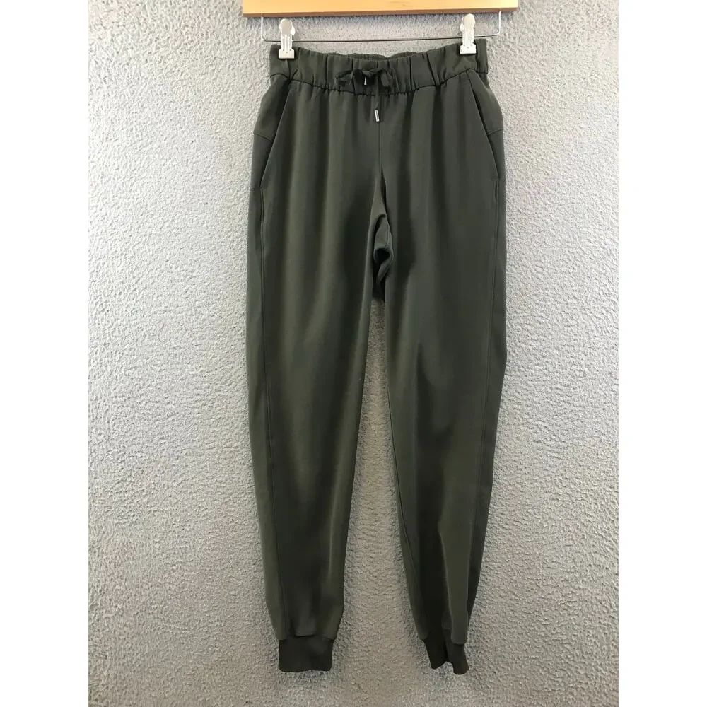 Lululemon On the Fly Jogger in Dark Olive pant size 2